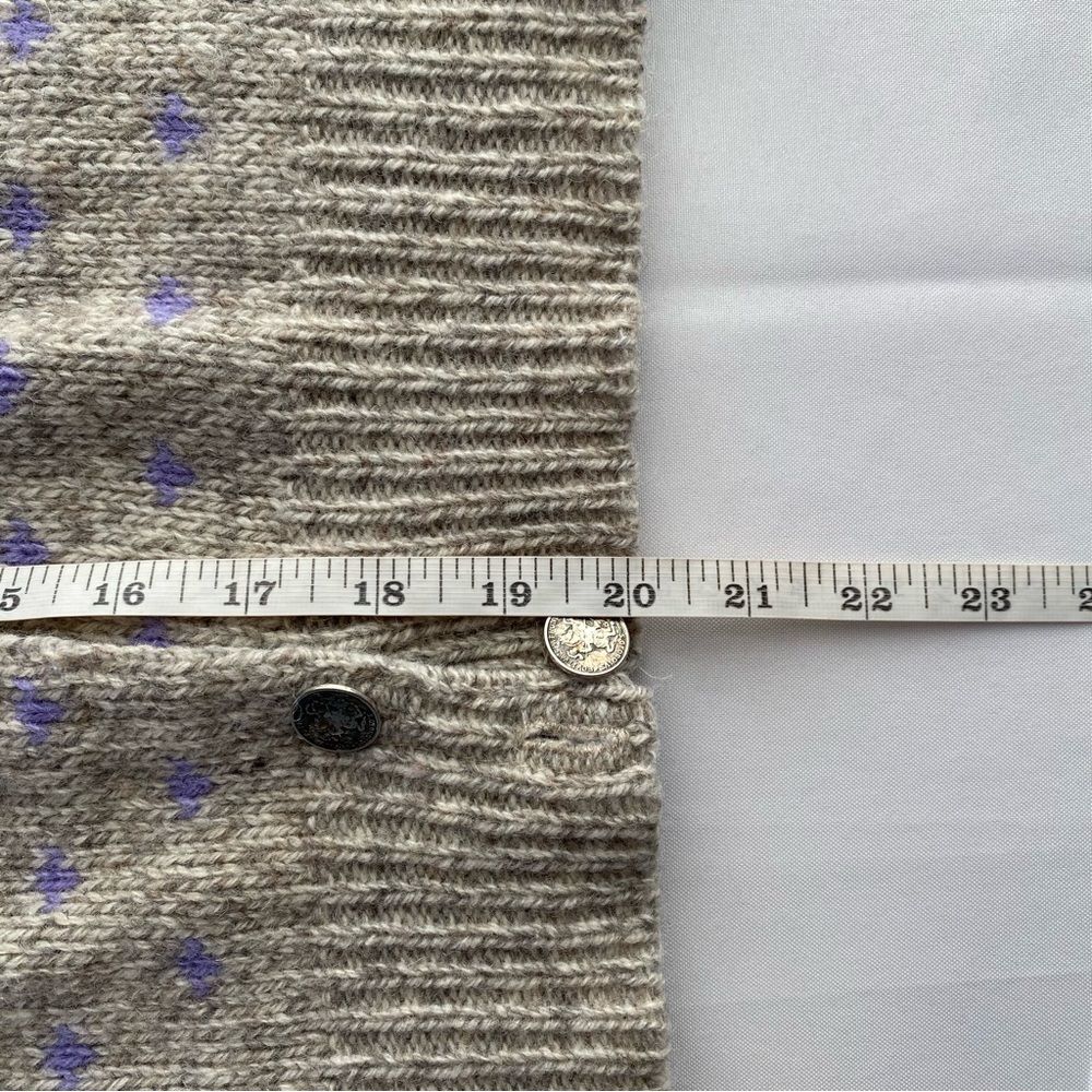 Vintage 80's Cambridge Dry Goods Gray Wool Blend Grandma Cardigan Size Small - Picture 13 of 13